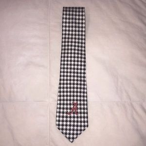 Houndstooth men’s tie